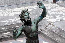 Statue des Fauns