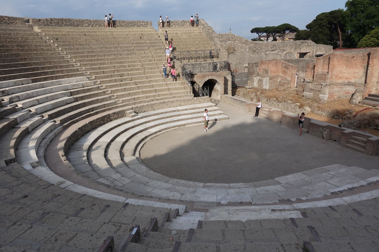 Pompeji Theater Und Odeon