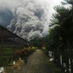 Pyroklastischer Strom am Santiaguito &copy: INSIVUMEH