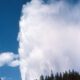 Steamboat Geyser im Yellowstone sprang erneut