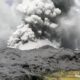 Poás: Vulkanologe beprobt den Kratersee