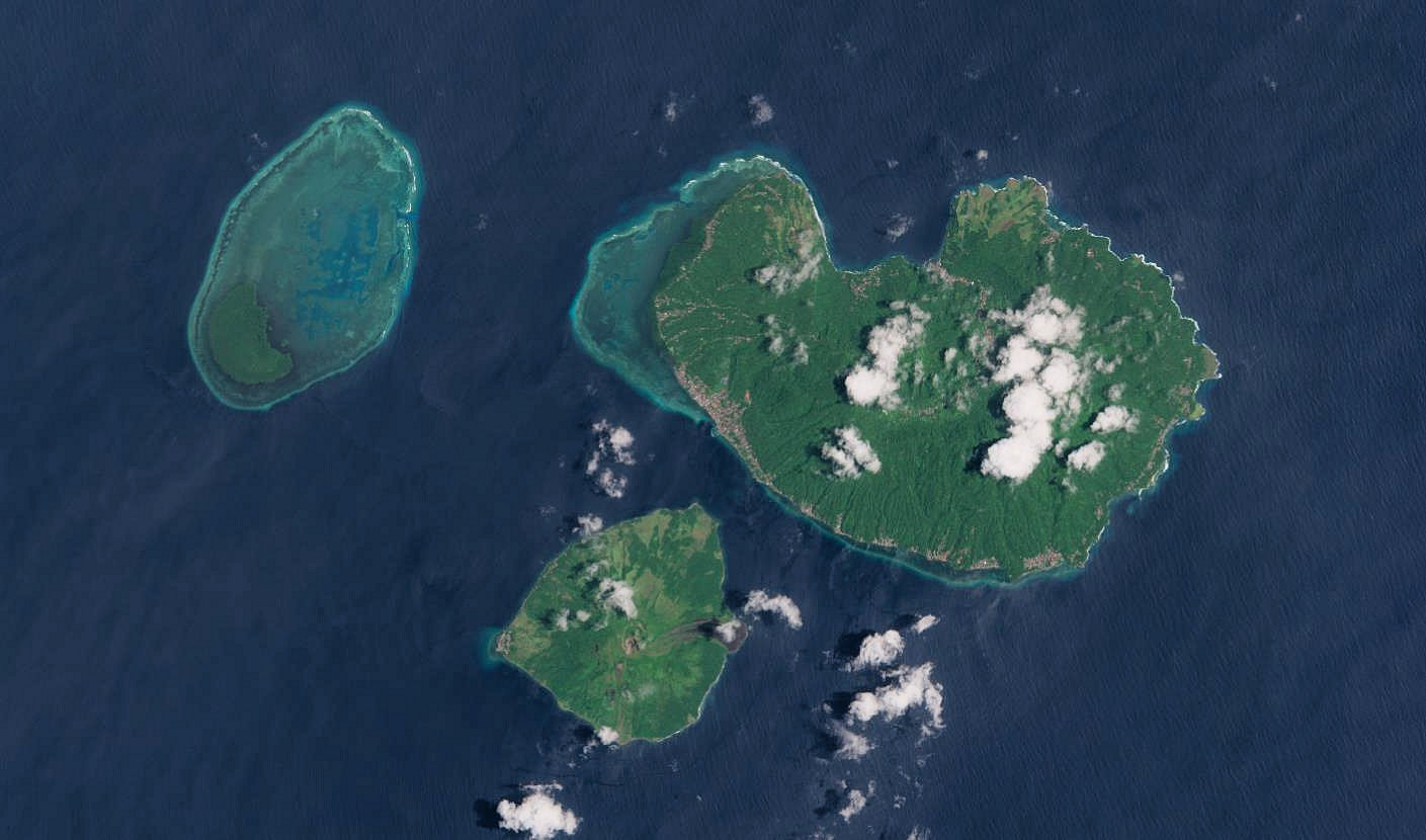 Ruang ist die untere Insel. © Nasa Ruang
