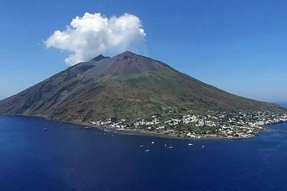 Luftaufnahme vom Stromboli